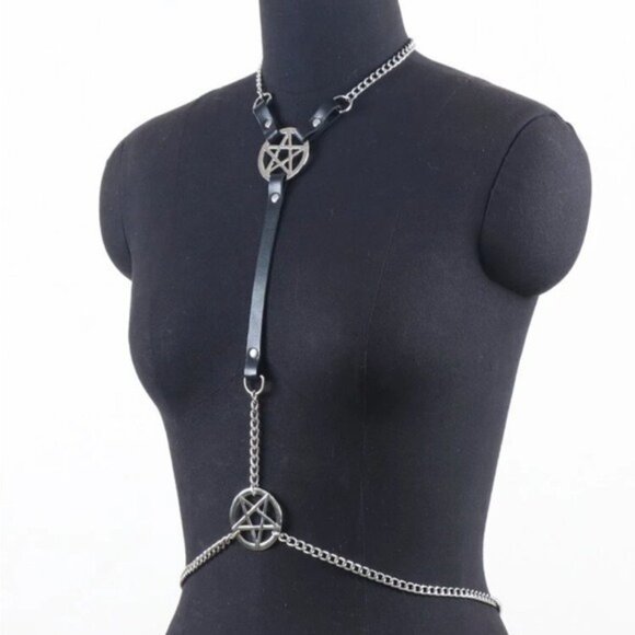 Vegan PU Leather Star Charm Body Chain Harness - Picture 4 of 5